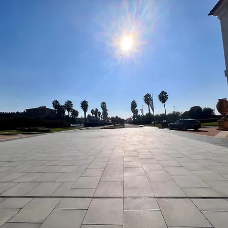 Daire Holidays Homes Rome Golf Aeb